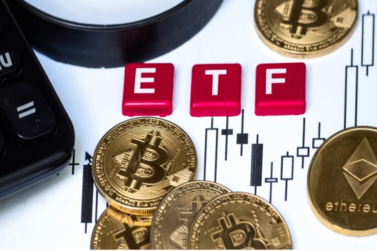 Bears in disbelief as Bitcoin ETFs attract $887 million in one single day