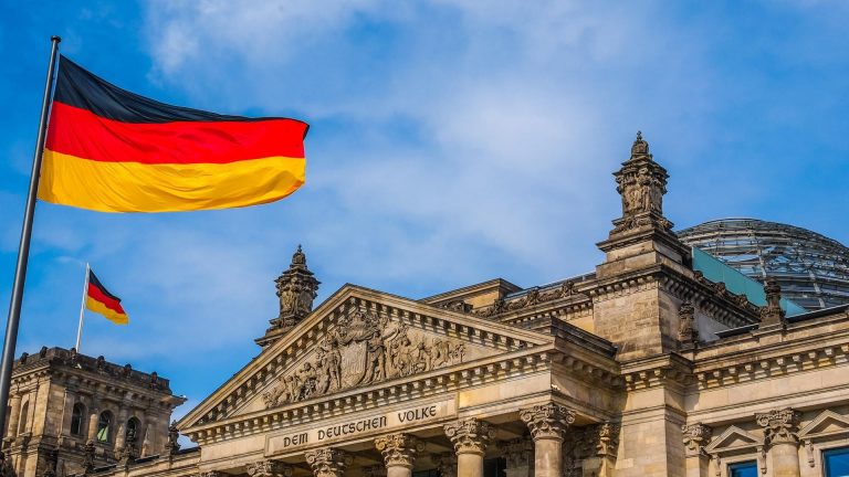 German government sells 900 Bitcoin